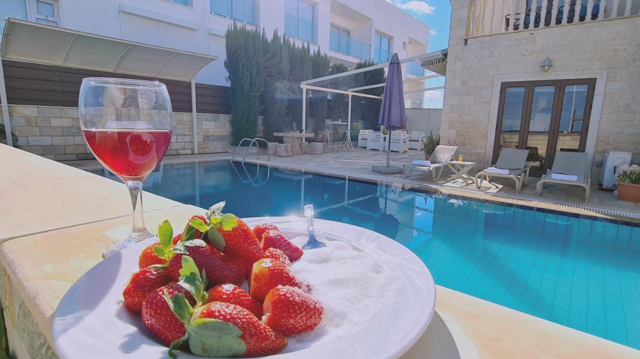 Stay Ocean View Villa Paralimni Eksteriør billede